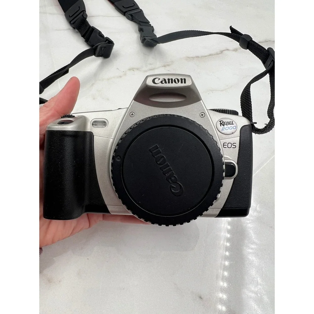 Canon EOS Rebel 2000 35mm SLR Film Camera Bundle with Kodak Film and Guides